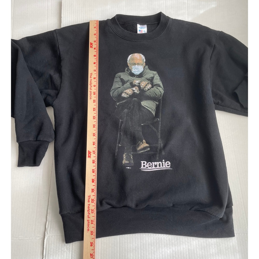 Bernie Sanders Angry Bernie Covid Sweatshirt Good USA M Medium Mitten Meme